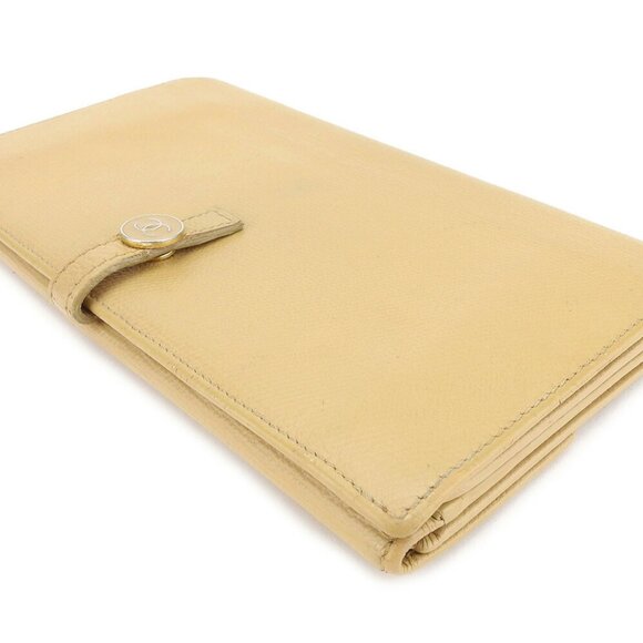 Chanel Purse Coco Button Beige Leather Authentic Used L2619 - Picture 2 of 8